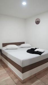 Postel nebo postele na pokoji v ubytování Hotel Salamanca Resort + 36 fotografií
