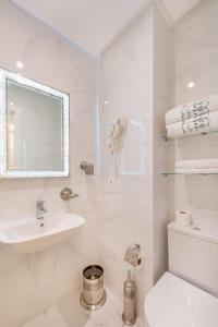 Koupelna v ubytování HOTEL RIAD CHAMI