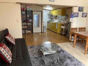Köök või kööginurk majutusasutuses 手ぶらBBQ 京成佐倉駅徒歩4分 貸切宿泊　3LDK80平米以上　成田空港近い　駐車場４台(無料)