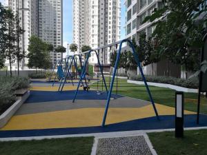 Laste mänguala majutusasutuses The Icon 3 Condo in IOI City Mall Putrajaya, Pool View