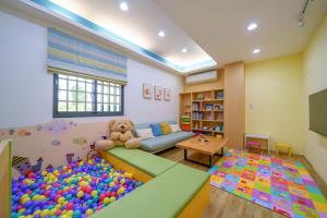 Un lugar para sentarse en Playful Paradise