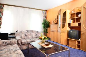 TV a/nebo společenská místnost v ubytování Landhotel Michaelishof