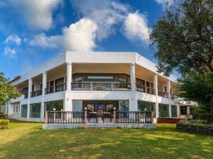 Zahrada ubytování Whispering Heights, Pawna Lake, Lonavala - amã Stays & Trails