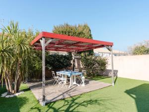 Vonkajšia záhrada v ubytovaní Villa spacieuse à Gruissan, 4 chambres, jardin privé, clim, proche plage, idéal familles/amis - FR-1-409A-18