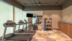 ibis Thane - An Accor Brand的健身中心和/或健身设施