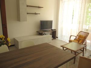 Gallery image of Modern flat with balcony at Grado Pineta in Lido