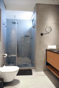 A bathroom at 4BDR - Stunning & Magnificent Duplex Penthouse TLV