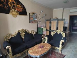 Zdjęcie z galerii obiektu Appartement T3 village de Mandelieu la Napoule w mieście Mandelieu-la-Napoule