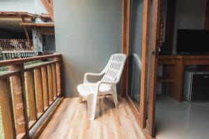 Balkón nebo terasa v ubytování Lanta Ray Bay Hotel + 37 fotografií