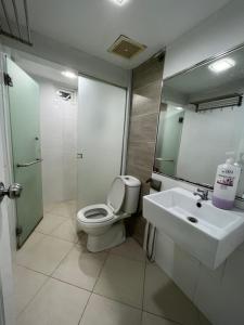 Bagno di Red Orange Hotel Klang - 5 min to Klang Town