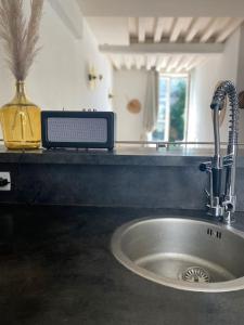 Fotografia z galérie ubytovania Loft/jardin et parking : Le Petit Clos Bourdet v destinácii Honfleur