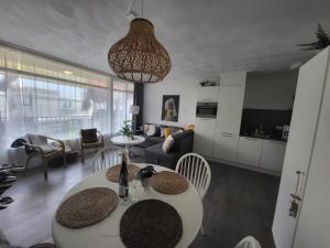 Et tv og/eller underholdning på Duinstraatje 1