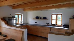 Una cocina o zona de cocina en Chalet Schmuckkastal BAYW100