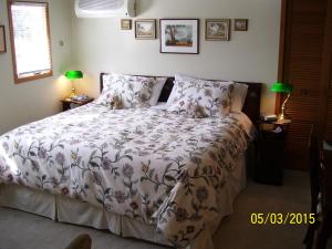 Ένα ή περισσότερα κρεβάτια σε δωμάτιο στο Burken B&B