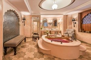 Posezení v ubytování Fairmont Jaipur