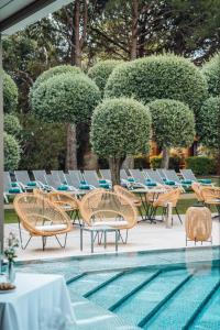 Бассейн в Villa Duflot Hôtel & Spa Perpignan или поблизости