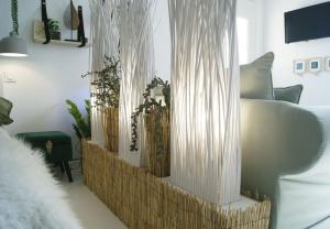 Fotografia z galérie ubytovania Gard - Maison Loft exotique & Jacuzzi privatif v destinácii Beaucaire