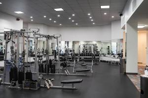 Spordikeskus ja/või sportimisvõimalused majutusasutuses Kips Bay 2br w gym doorman nr Murray Hill NYC-1063