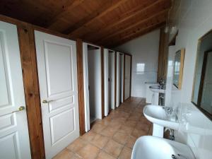 Koupelna v ubytování Albergue Don Camino
