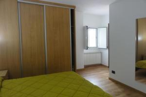 Łóżko lub łóżka w pokoju w obiekcie CASA DO CRUCEIRO - RÍAS BAJAS