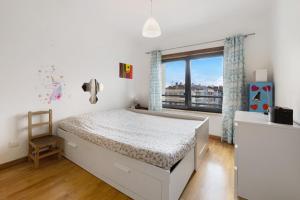 Postel nebo postele na pokoji v ubytování Apartamento perto Serra de Sintra