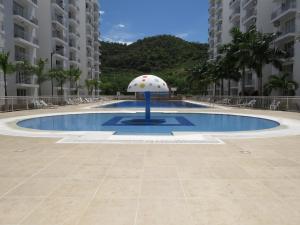 Bazén v ubytování Espectacular y cómodo Apartamento en Girardot WiFi nebo v jeho okolí