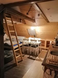 Voodi või voodid majutusasutuse Apartmán Dvě Micky toas