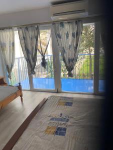 Kép Marias apartment flat to let seaside heart city Chantzara Spyropoulos apart 41sq m garden view szállásáról Igumenícában a galériában