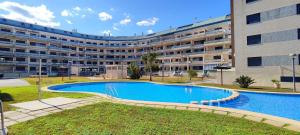 Bazén v ubytovaní Apartamento Sueños del Mar II by DENIA COSTA alebo v jeho blízkosti