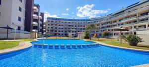 Bazén v ubytovaní Apartamento Sueños del Mar II by DENIA COSTA alebo v jeho blízkosti