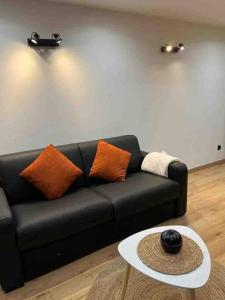 Posezení v ubytování Escale Studio 21m Aéroport CDG Parc expo Astérix