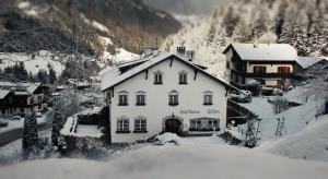 Obiekt Apartments HAUS SCHÖN - Preise inclusive Pitztal Sommer Card zimą