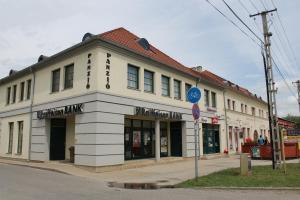 Budynek, w którym mieści się pensjonat