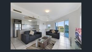 Kuchyň nebo kuchyňský kout v ubytování Koola Beach Apartments Bargara