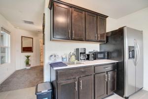 A kitchen or kitchenette at Ideally Located Merced Vacation Rental!