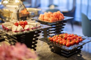 Jídlo v hotelu nebo okolí