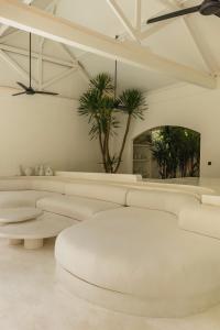 Ảnh trong thư viện ảnh của Luxury Minimalist Villa in Umalas Private Pool ở Canggu