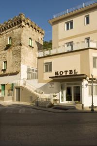Gallery image of Hotel Torre Di Milo in Maiori