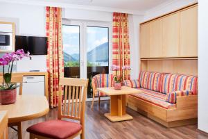 Üldine mäevaade või majutusasutusest LACUS Hotel am See pildistatud vaade