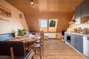 Η κουζίνα ή μικρή κουζίνα στο Ferienhof-Dachsberg Wohnung Weitblick