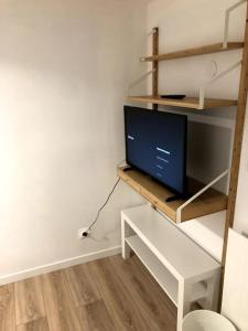 Zdjęcie z galerii obiektu Studio V proche ligne 14 Kremlin Bicêtre w mieście Arcueil +2 zdjęcia
