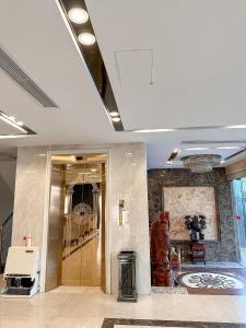 Imagen de la galería de Linh Trang Hạ Long Hotel, en Ha Long