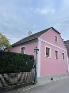 The building in which the holiday home is located