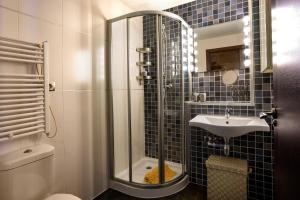 Kúpeľňa v ubytovaní LOFT BETANIA + 18 fotografií