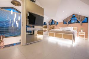 Galeriebild der Unterkunft Luxury and Special Design Villa in Hisarönü Center -Villa Bling Premium in Fethiye