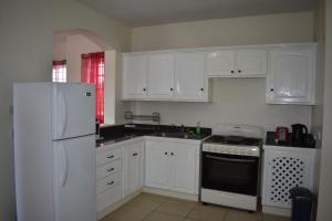 Ảnh trong thư viện ảnh của Oland - 2 Bedroom apartment with Marina view ở Gros Islet