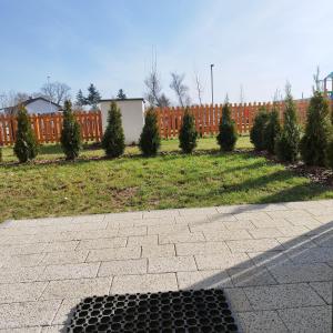 Vonkajšia záhrada v ubytovaní Apartamenty Akademicka przy Onkologii 2