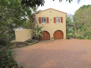 Φωτογραφία από το άλμπουμ του Far Place Bed and Breakfast σε Kloof +12 φωτογραφίες