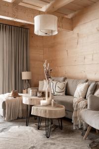 Posedenie v ubytovaní Osada Roztoki - Luxury Chalets
