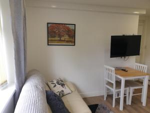 Posezení v ubytování Modern 1 bed apartment 10 mins to Leeds City Cent